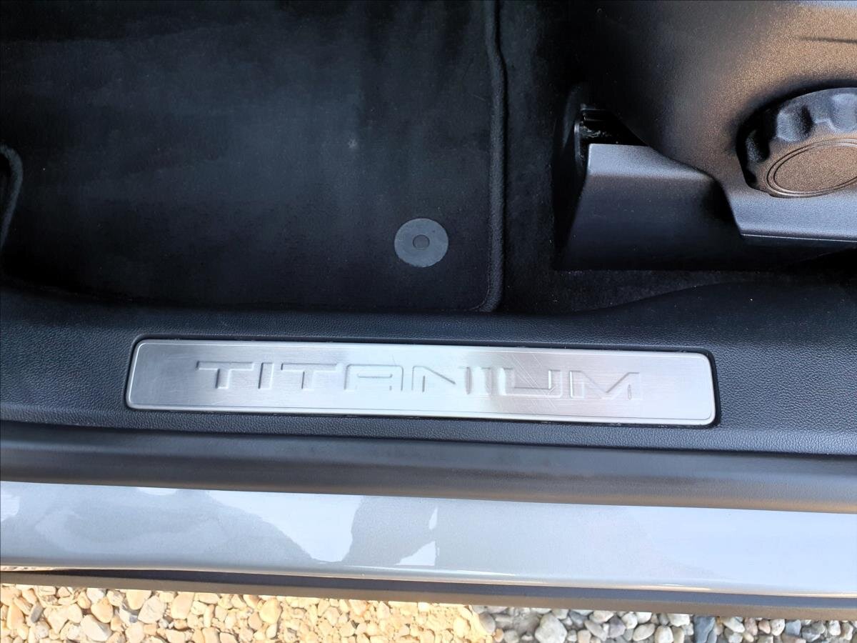 Ford Kuga SUV / Terénní 1,5 l 88 kw