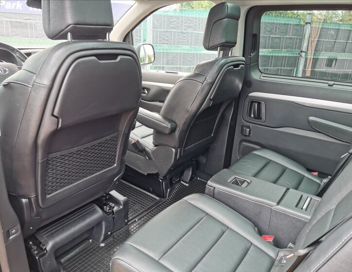 Toyota ProAce Verso Kombi 2,0 l 130 kw