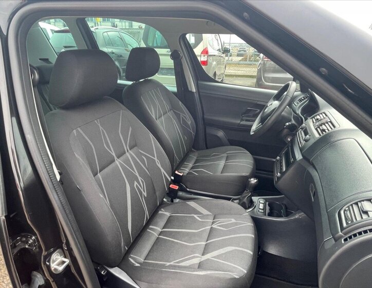 Škoda Roomster MPV 1,2 l 63 kw