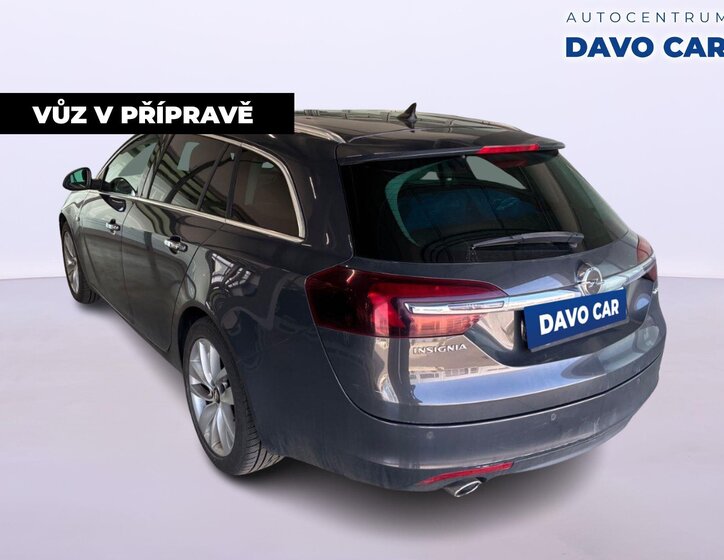 Opel Insignia Kombi 2,0 l 125 kw