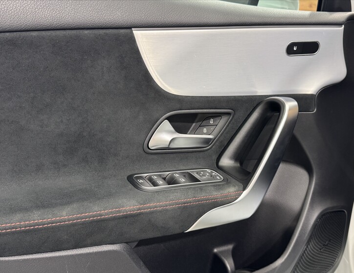 Mercedes-Benz Třídy A 7