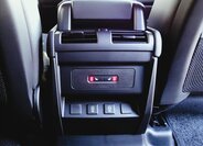 Land Rover Defender SUV 3,0 l 257 kw