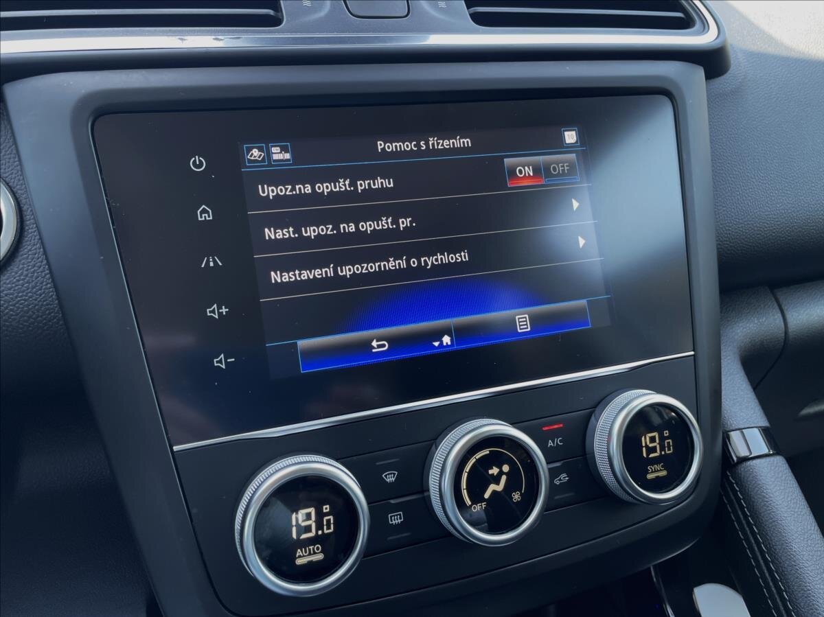 Renault Kadjar SUV / Terénní 1,3 l 103 kw
