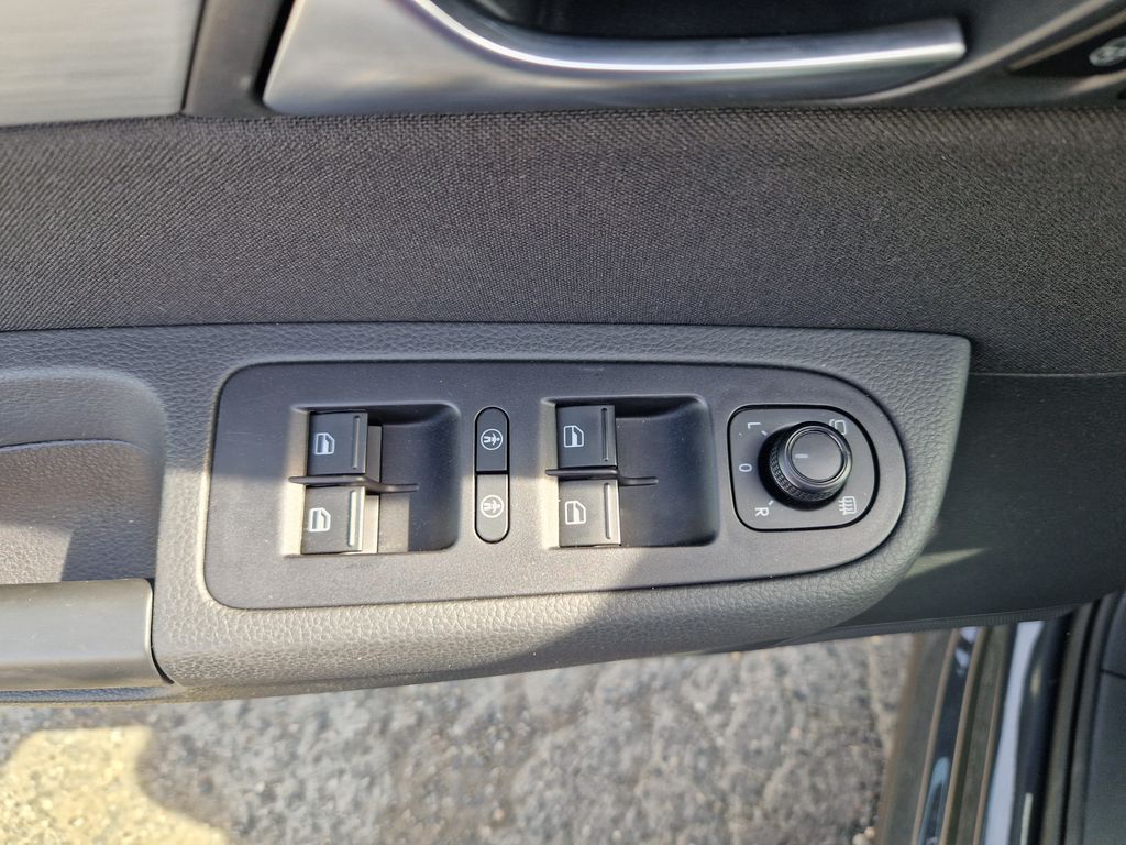 Volkswagen Sharan MPV 2,0 l 110 kw