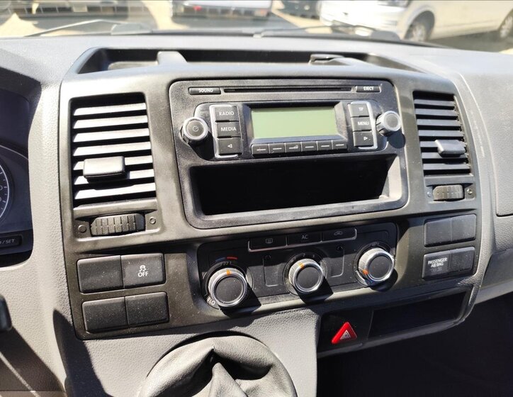 Volkswagen Transporter VAN-Minibus 2,0 l 103 kw