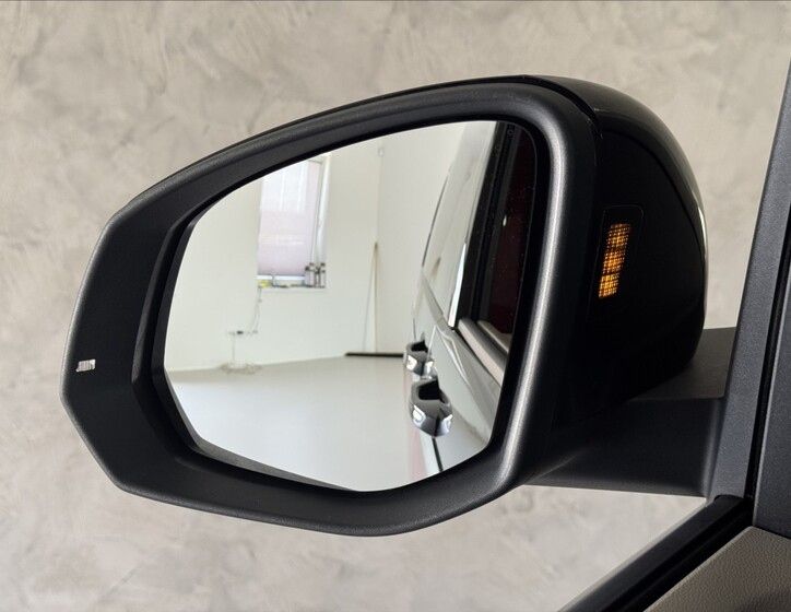 Volkswagen Multivan 32