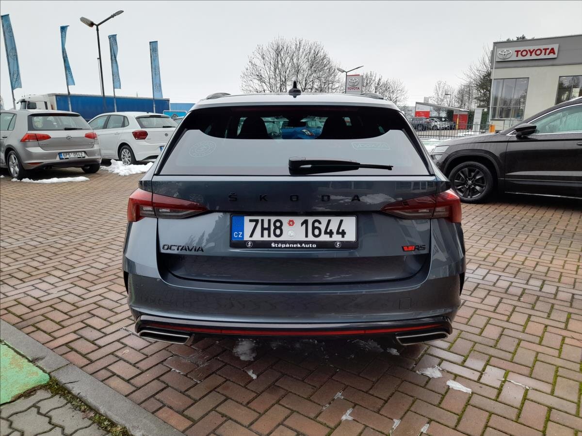 Škoda Octavia Kombi 2,0 l 180 kw