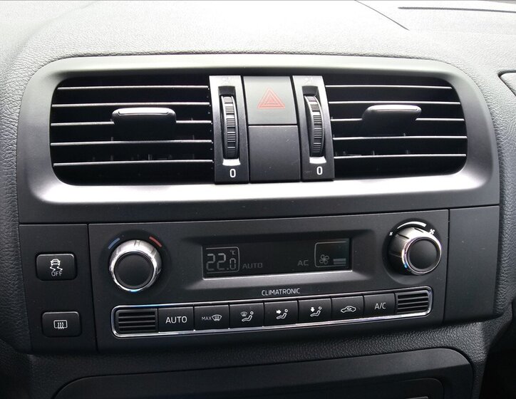 Škoda Roomster Kombi 1,2 l 77 kw