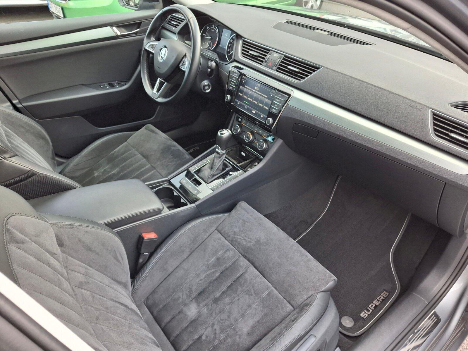 Škoda Superb Sedan / Limuzína 2,0 l 140 kw