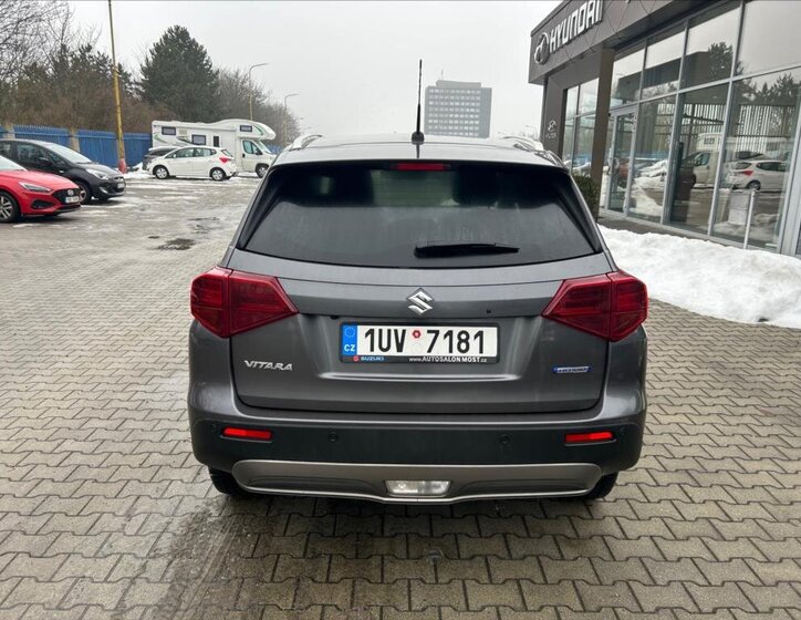 Suzuki Vitara SUV 1,4 l 95 kw