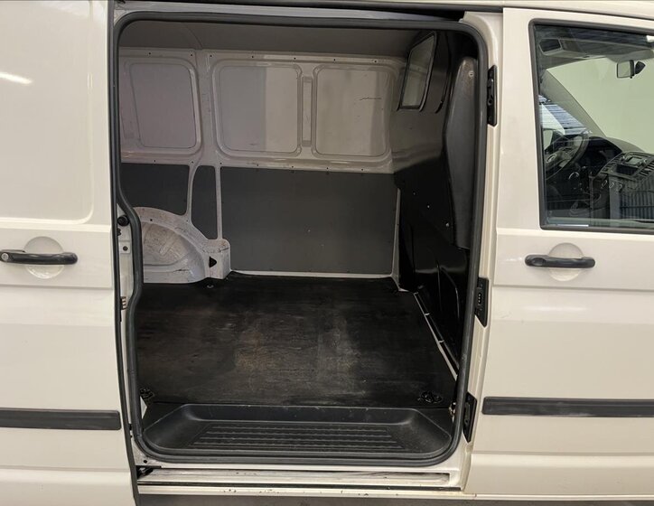Volkswagen Transporter Skříň 2,0 l 75 kw