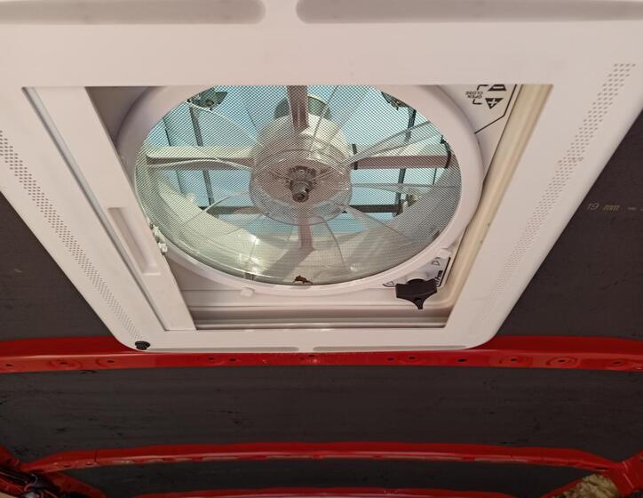 Mercedes-Benz Sprinter 24