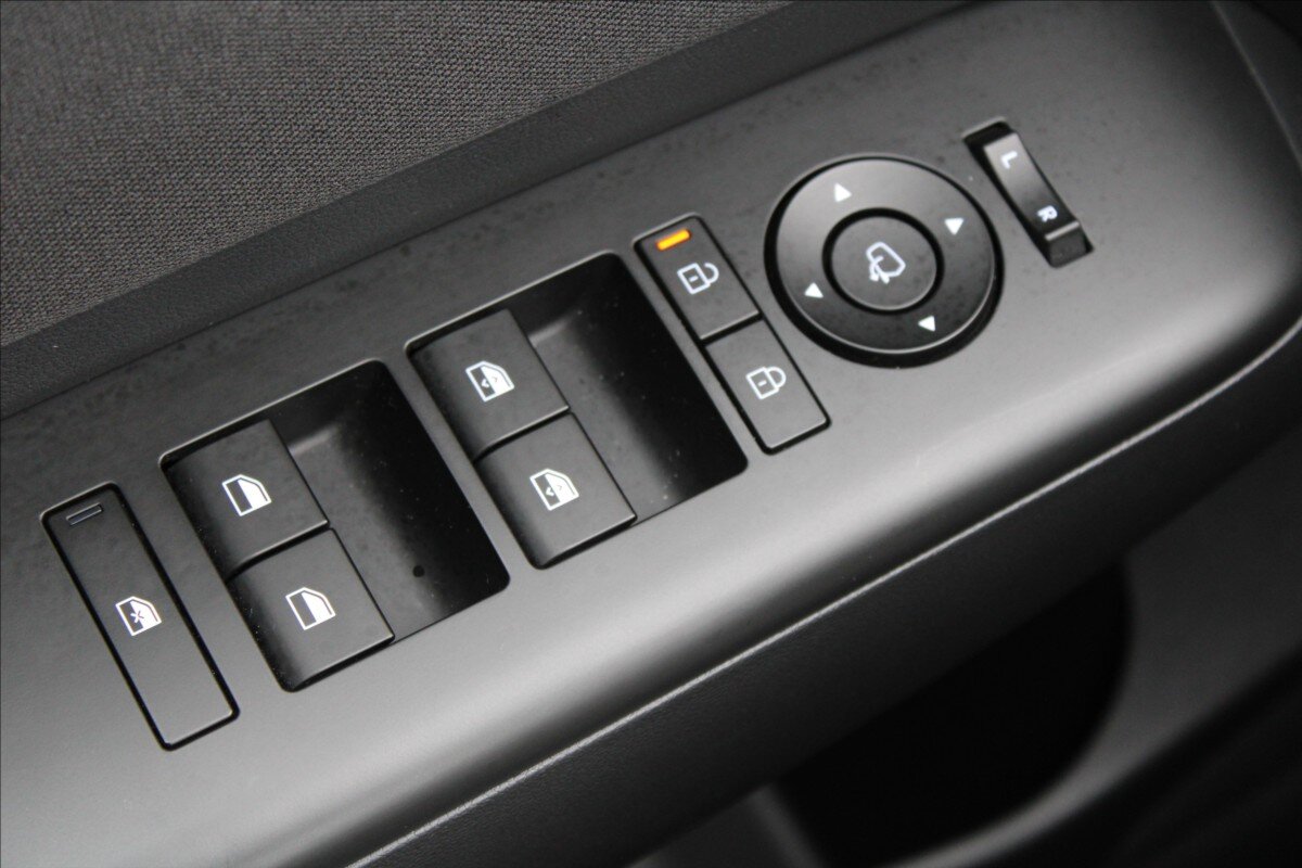 Hyundai Kona SUV / Terénní 1,6 l 145 kw