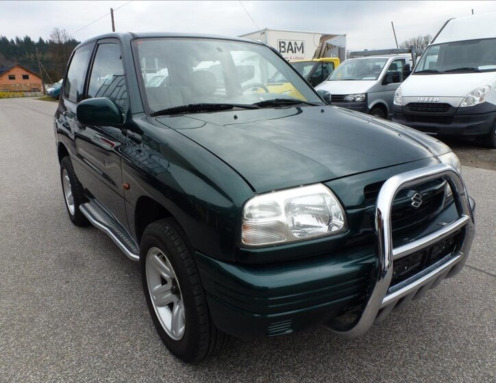 Suzuki Grand Vitara SUV / Terénní 2,0 l 94 kw