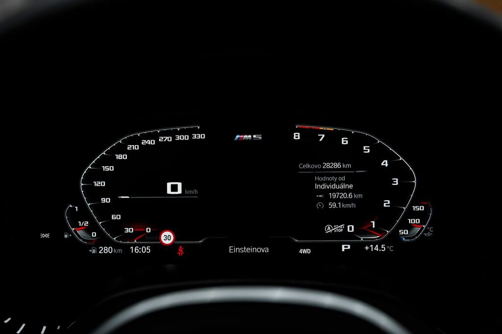 BMW M5 Sedan / Limuzína 4,4 l 460 kw