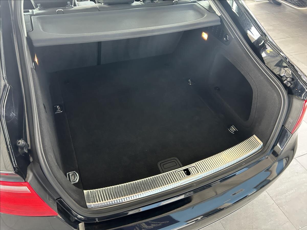 Audi A5 Sedan / Limuzína 2,0 l 140 kw