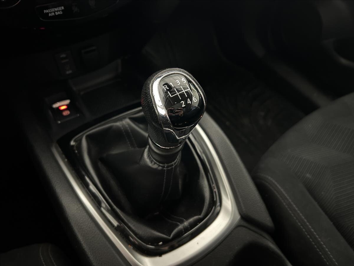 Nissan X-Trail SUV / Terénní 2,0 l 130 kw