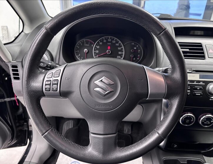 Suzuki SX4 Hatchback 1,6 l 79 kw