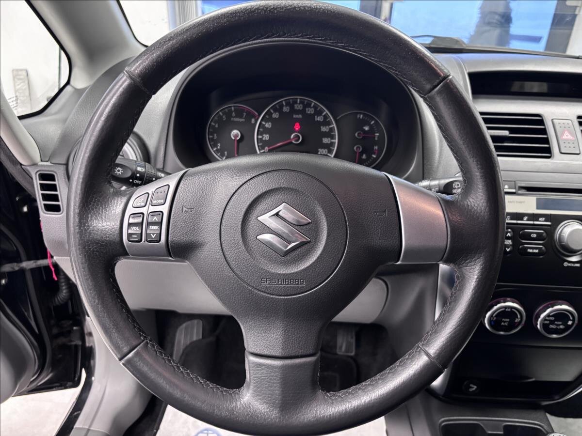 Suzuki SX4 Hatchback 1,6 l 79 kw