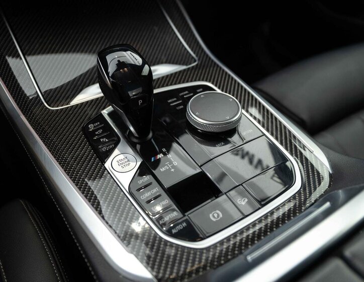 BMW X5 SUV / Terénní 4,4 l 390 kw