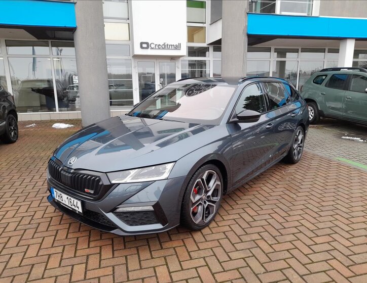 Škoda Octavia Kombi 2,0 l 180 kw