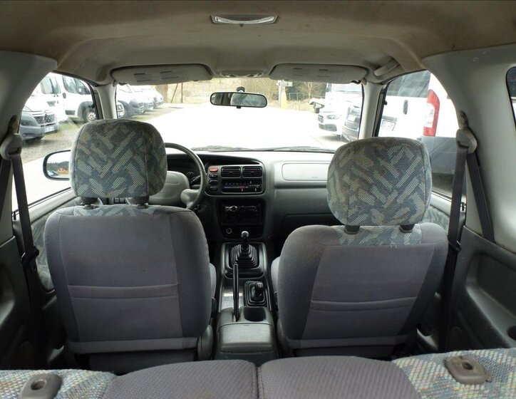 Suzuki Grand Vitara SUV / Terénní 2,0 l 94 kw