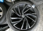 Škoda Karoq SUV / Terénní 2,0 l 110 kw