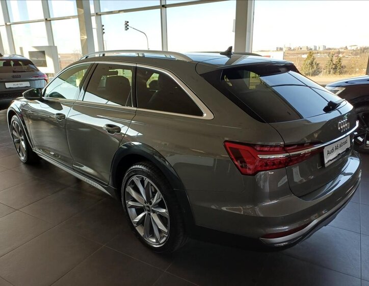 Audi A6 Allroad Kombi 3,0 l 210 kw