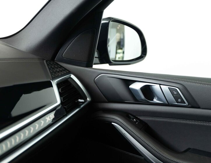 BMW X5 SUV / Terénní 3,0 l 219 kw