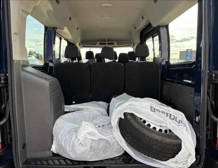Ford Transit 10