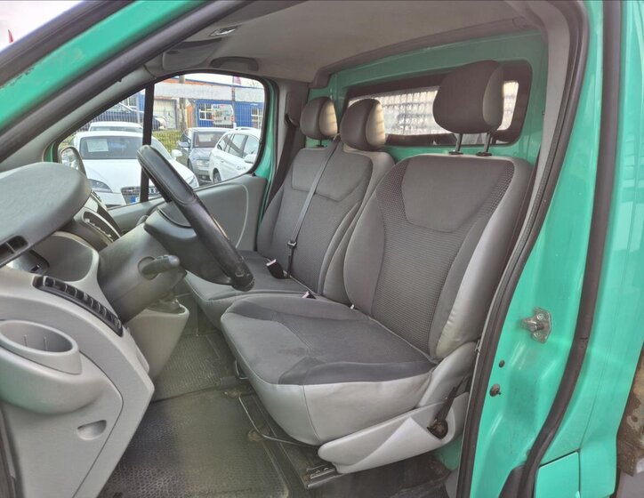 Opel Vivaro Valník 2,0 l 66 kw