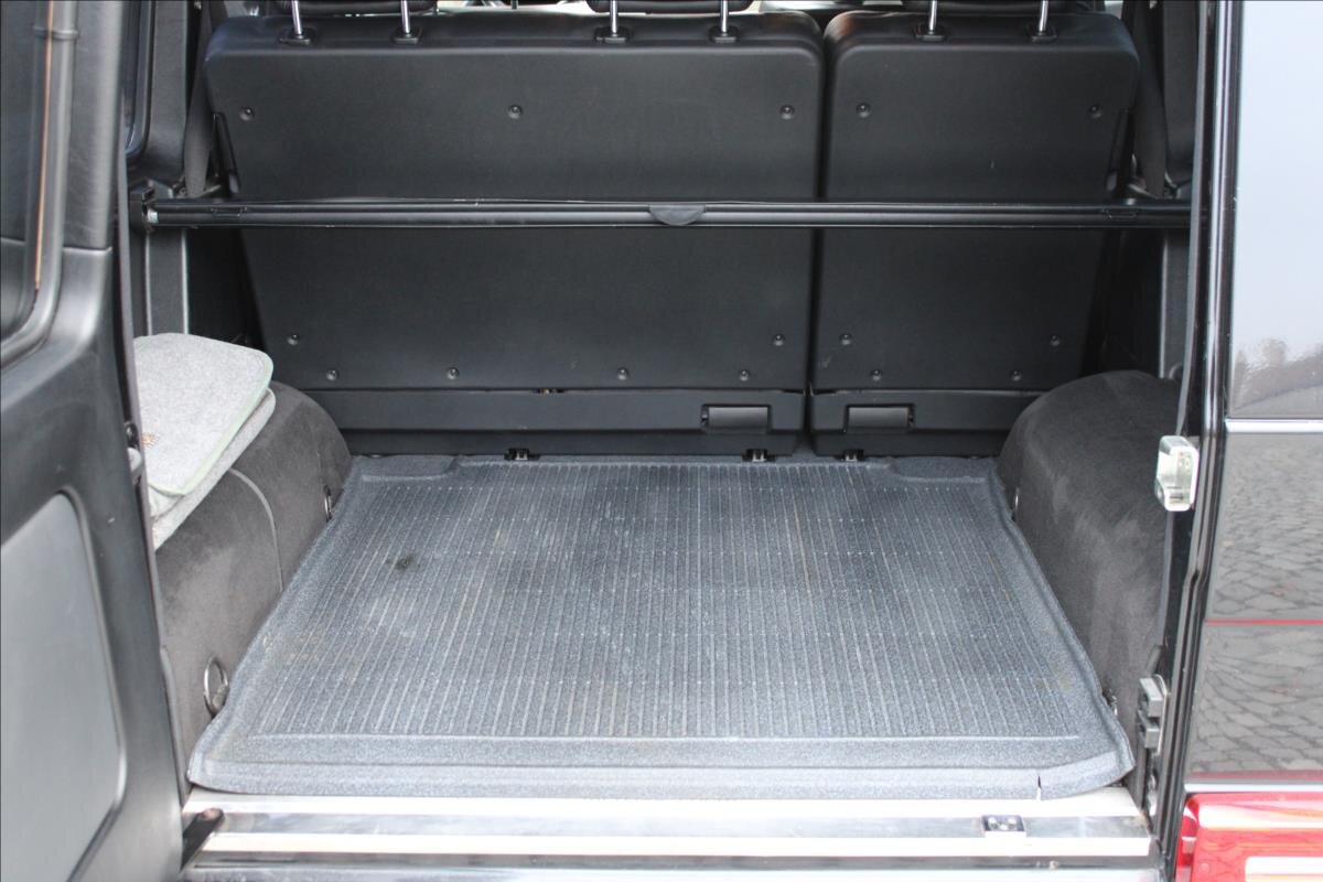 Mercedes-Benz Třídy G SUV / Terénní 3,0 l 155 kw