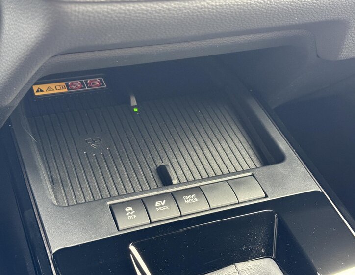 Toyota Corolla Cross SUV / Terénní 2,0 l 98 kw