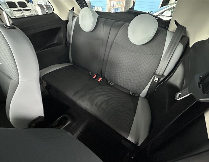 Fiat 500 Hatchback 1,2 l 51 kw