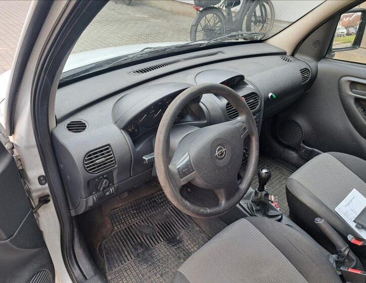 Opel Combo Skříň 1,2 l 55 kw