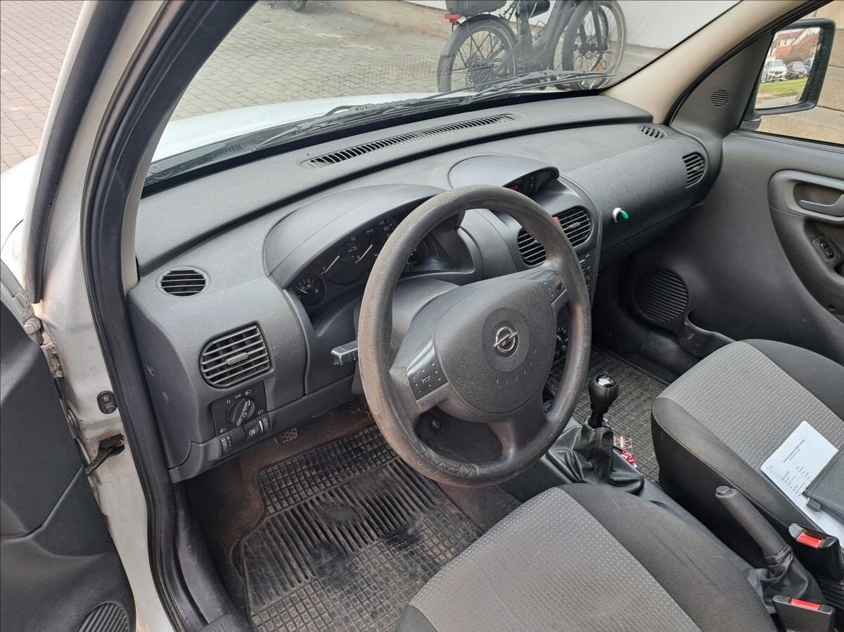 Opel Combo Skříň 1,2 l 55 kw