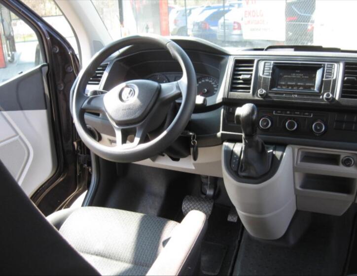 Volkswagen Caravelle 14