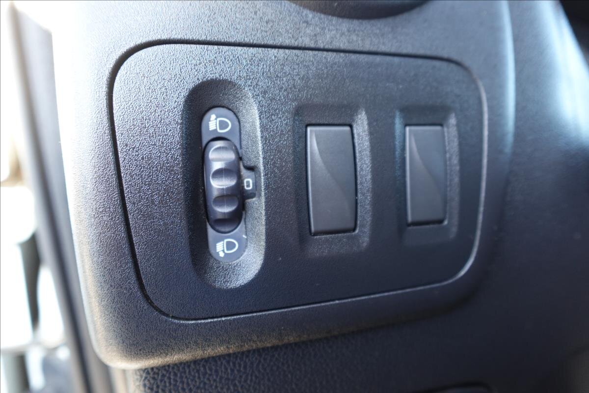 Opel Movano Sklápěč 2,3 l 110 kw