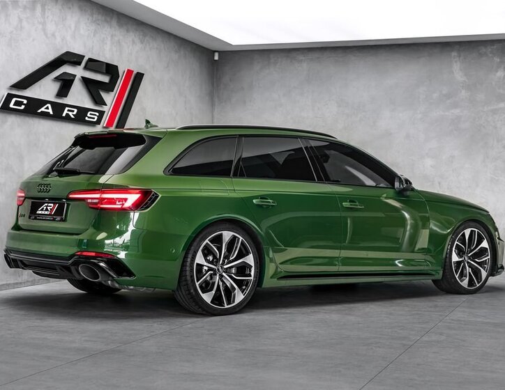 Audi RS4 Kombi 2,9 l 331 kw
