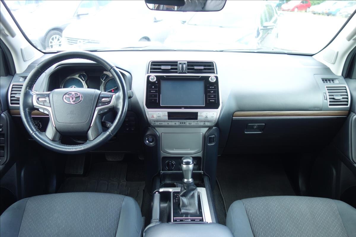 Toyota Land Cruiser SUV / Terénní 2,8 l 130 kw