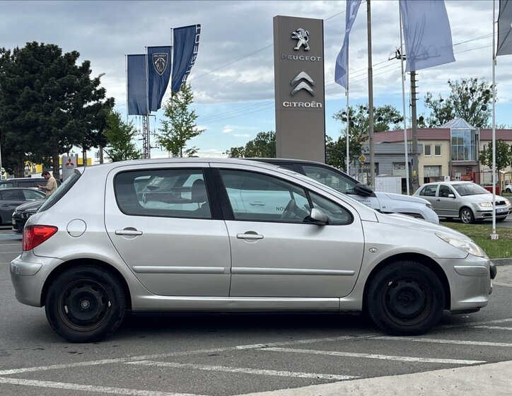 Peugeot 307 Hatchback 1,4 l 65 kw