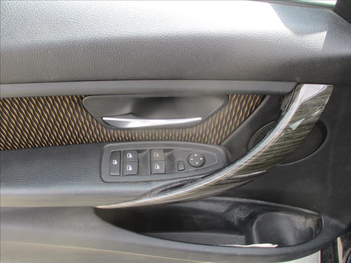 BMW Řada 3 Kombi 2,0 l 135 kw