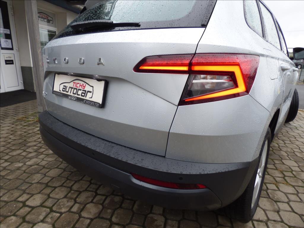 Škoda Karoq SUV / Terénní 999,0 85 kw