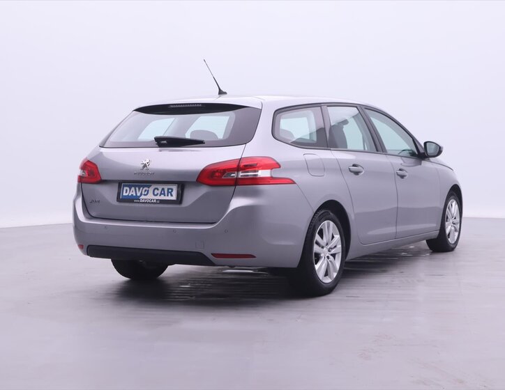Peugeot 308 7
