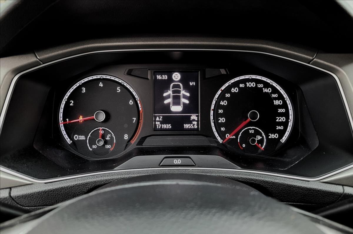 Volkswagen T-Roc SUV / Terénní 999,0 85 kw