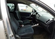 Mitsubishi Outlander SUV / Terénní 2,0 l 103 kw