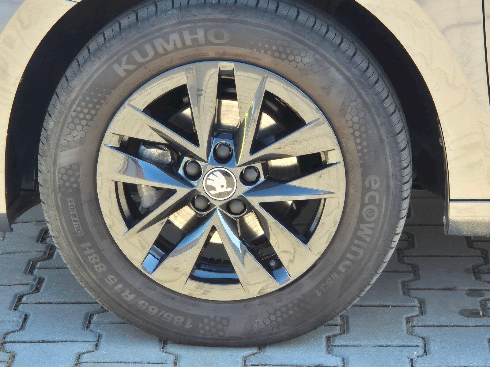 Škoda Fabia Hatchback 1,0 l 70 kw