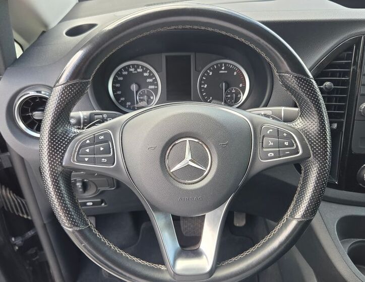 Mercedes-Benz Vito 11