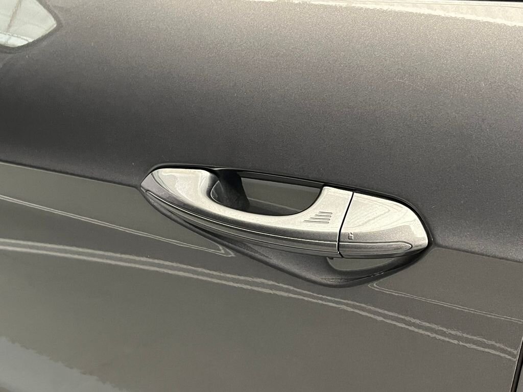 Ford S-MAX MPV 2,0 l 110 kw