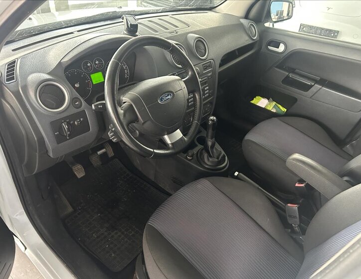 Ford Fusion Hatchback 1,4 l 59 kw